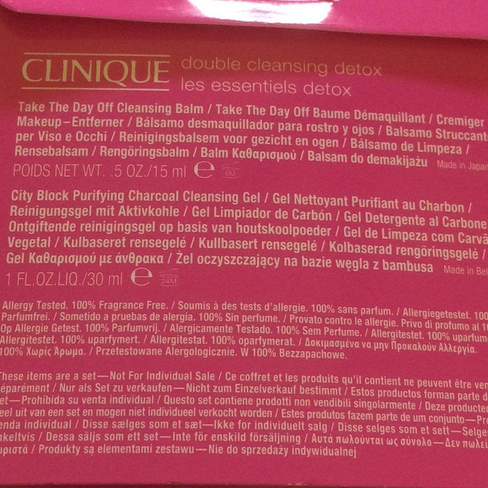 Clinique sample pack - Picture 2 of 2